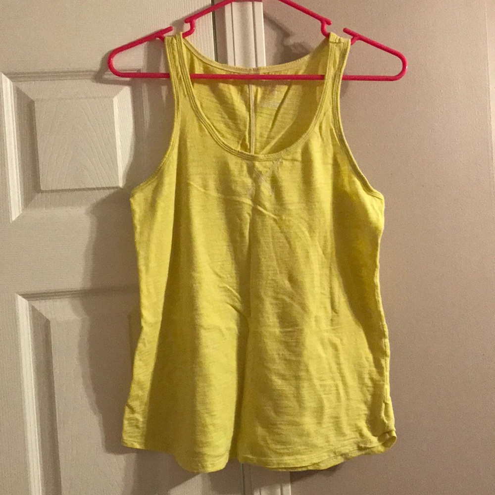 4/$12 Old Navy Yellow Tank